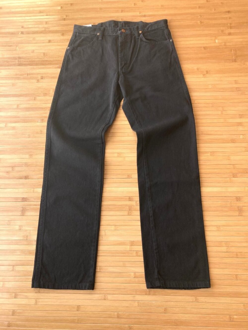 Wrangler Cowboy Cut Original Fit Jeans Straight Leg Mens 31x32 Shadow Black NWT - Picture 2 of 10